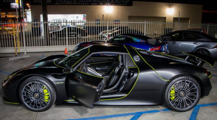 Stealth Black Porsche 918 Spyder!