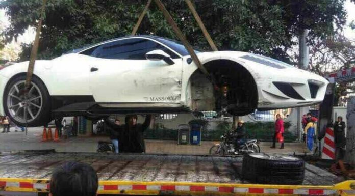 Mansory Ferrari 458 Siracusa Crashes in China