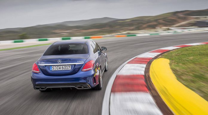 Renntech Mercedes-AMG C63 hits 320 km/h