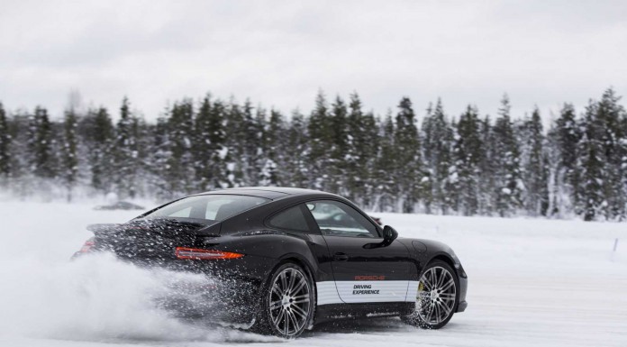 Porsche 911 Turbo Snow Drift