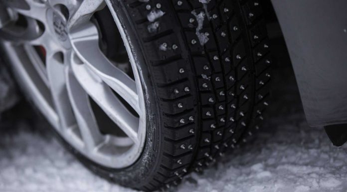 Snow tires with Spikes
