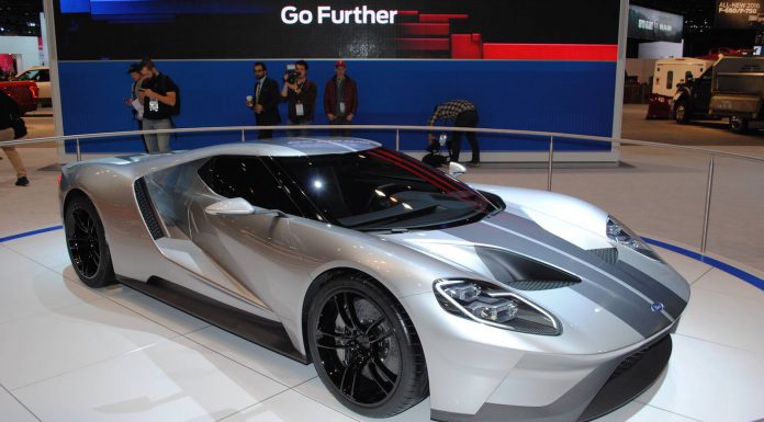 Chicago 2015: Liquid Silver Ford GT