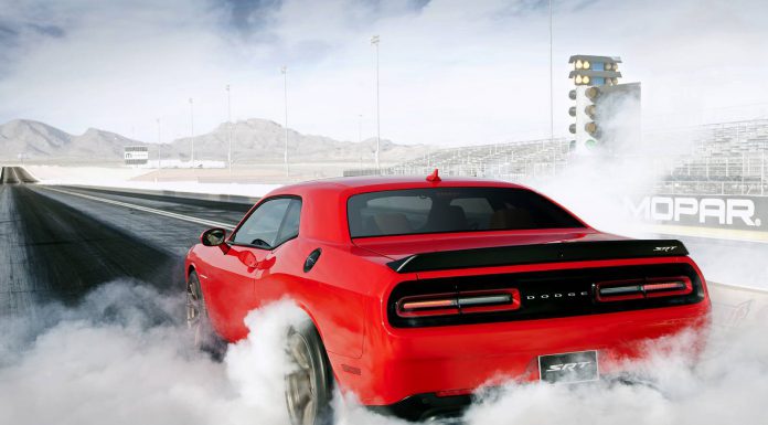 2015-dodge-challenger-srt-hellcat-8