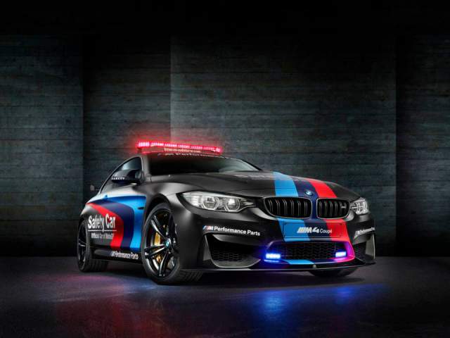 BMW-M4-Motor-GP-Safety-Car-4