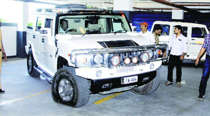 Mohammed Nisham's Hummer