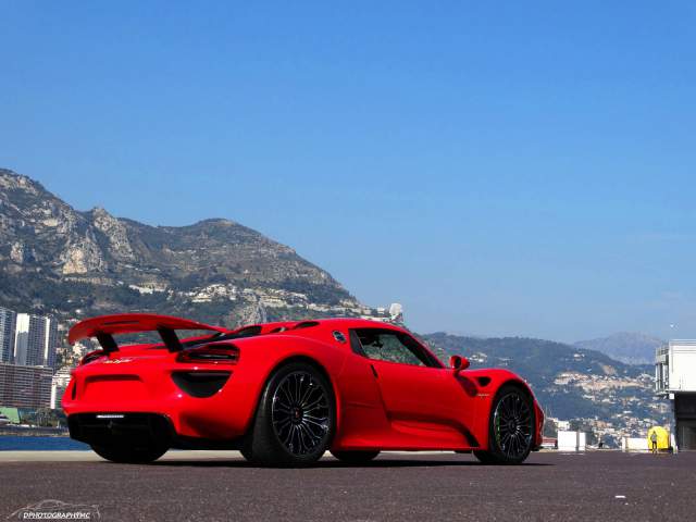 Stunning Red Porsche 918 Spyder Photoshoot in Monaco!