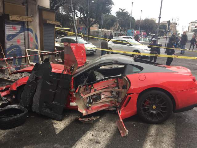 Valet Wrecks Ferrari 599 GTB in Rome 