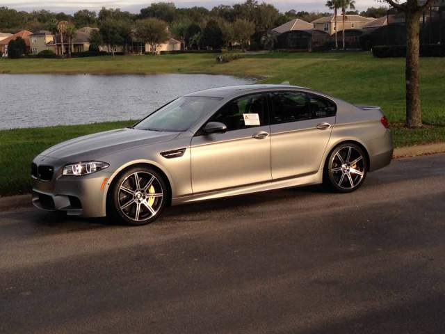bmw-m5-30-jahre-edition-for-sale-in-the-us-costs-325000-photo-gallery_3
