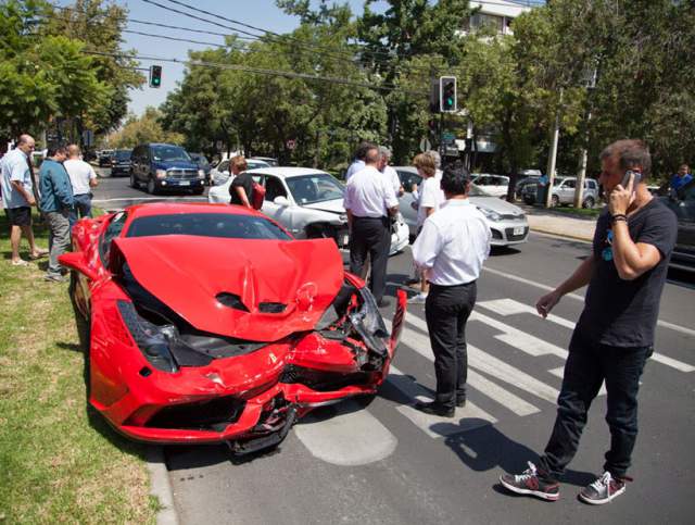 ferrari-458-speciale-crash-chile-2