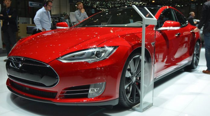 Geneva 2015: Tesla Model S P85D