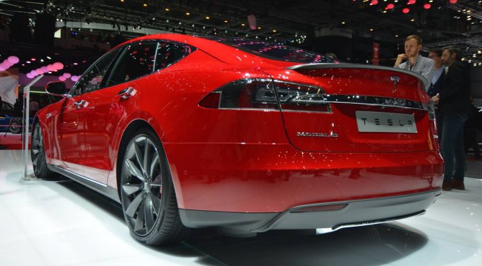 Geneva 2015: Tesla Model S P85D
