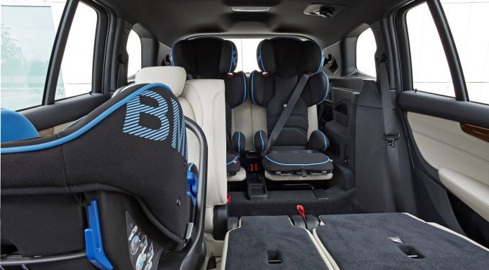 BMW 2 Series Gran Tourer childseats