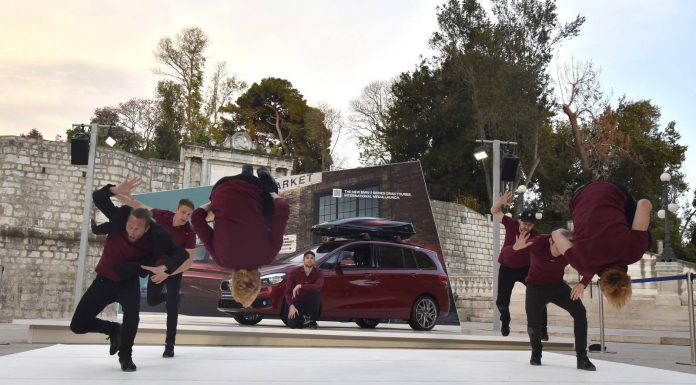 BMW 2 Series Gran Tourer acrobats