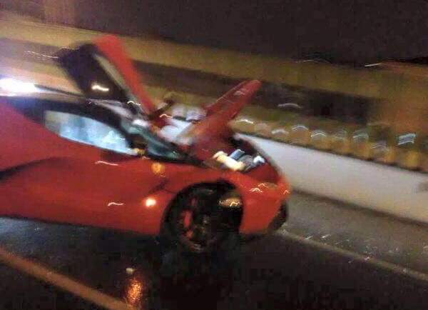 Ferrari LaFerrari front damage crash