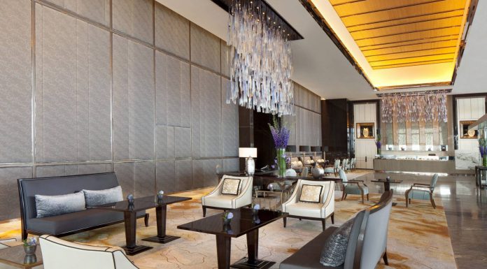 Ritz Carlton Hong Kong Lobby