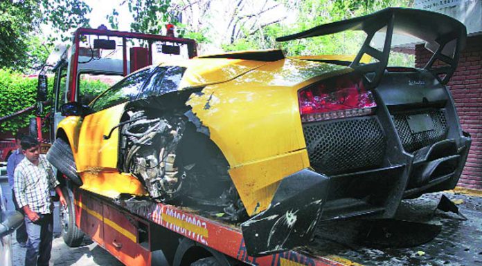 Lamborghini Murcielago LP670-4 SV Wrecked in Indian Hit and Run Accident