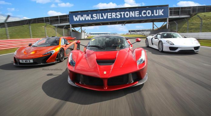 Video: McLaren P1, LaFerrari and Porsche 918 Spyder at Silverstone