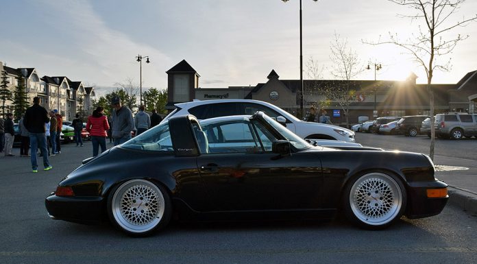 Slammed Porsche Carrera 2