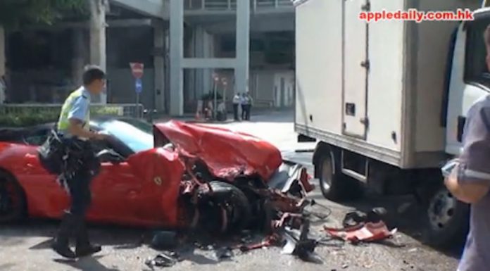 Ferrari 599 GTB crash1