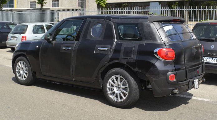 Alfa Romeo SUV spy shots rear