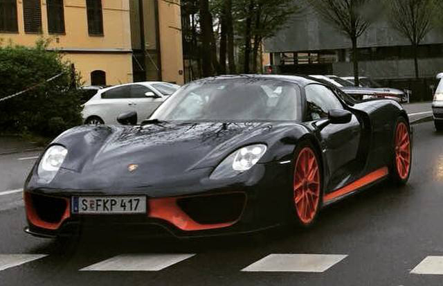 this-porsche-918-spyder-reportedly-belongs-to-ex-vw-chairman-ferdinand-piech-and-comes-in-veyron-ss-colors-95284_1