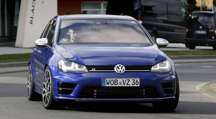 VW Golf R400 Spy Shots