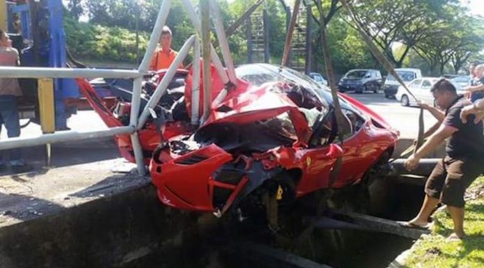 Ferrari 458 Speciale Malaysia Crash 4