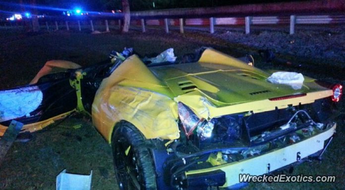 Ferrari 458 Spider crash rear