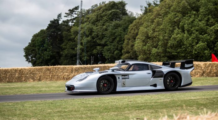 Porsche 911 GT1 