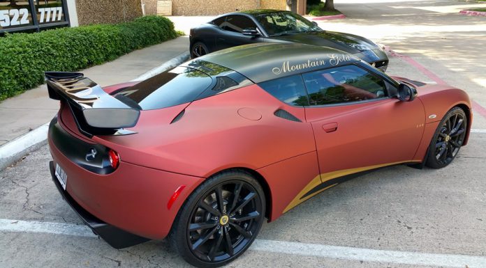 Red  Lotus Evora 