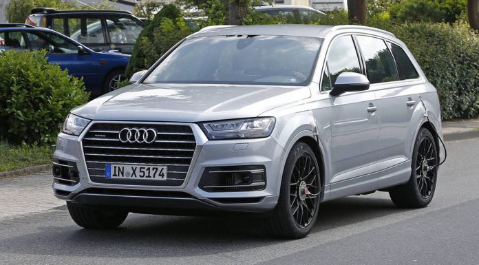 Audi SQ7 Spy Shots at the Nurbugring Without Camo