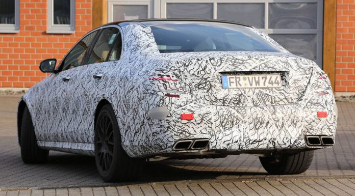 Mercedes-Benz E63 AMG spied rear