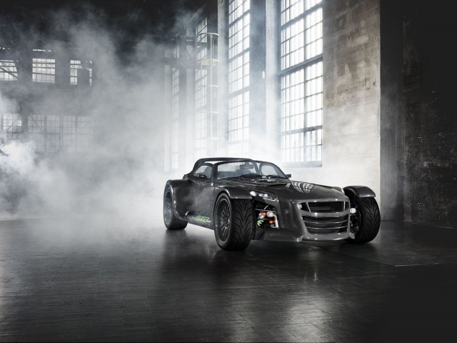 Donkervoort D8 GTO Bare Naked Carbon Edition front 