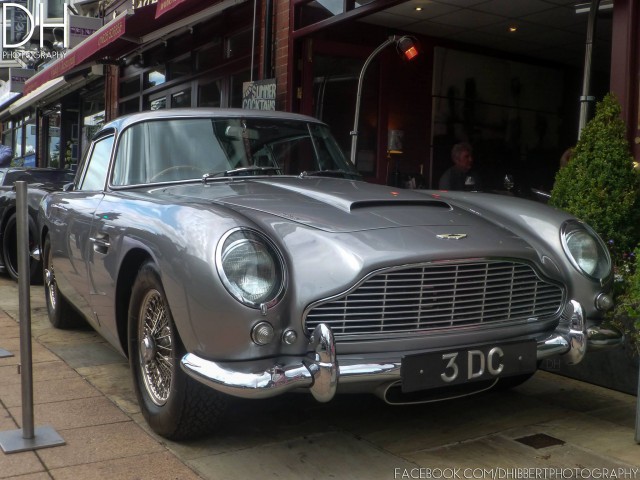 Aston martin DB5