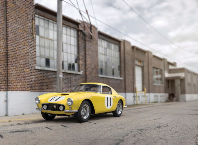 Ferrari 250 GT SWB Berlinetta Competizione Scaglietti Being Auctioned front