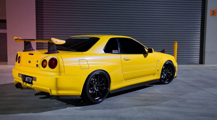 1000hp Lightning Yellow Nissan GT-R Skyline V-Spec  rear