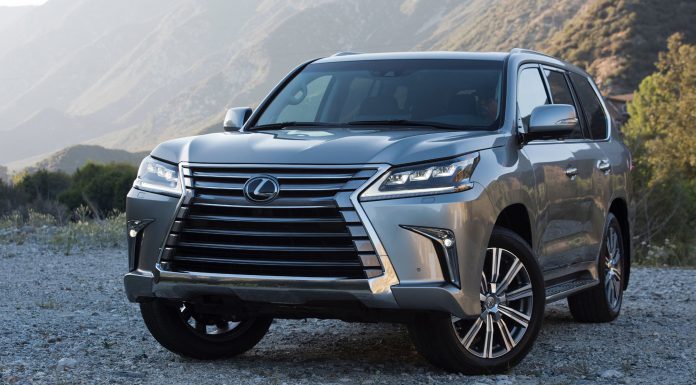 2016 Lexus LX 570 front