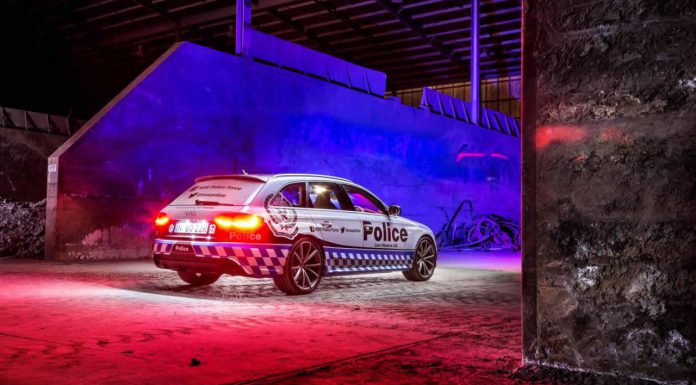 Audi RS4 Avant police car rear