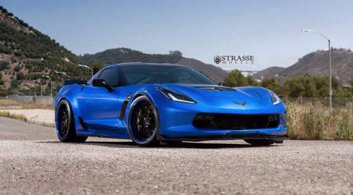 Laguna Blue Corvette C7 Z06/Z07 with Strasse Wheels