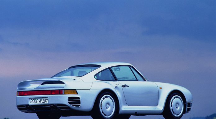 Silver Porsche 959