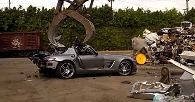 Mercedes-Benz SLS AMG crushed