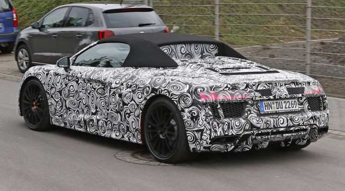 2016 Audi R8 Spyder spy shots rear