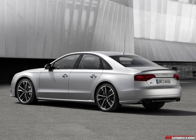 Audi S8 rear
