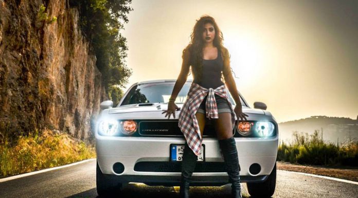 cars-and-girls-dodge-challenger-6