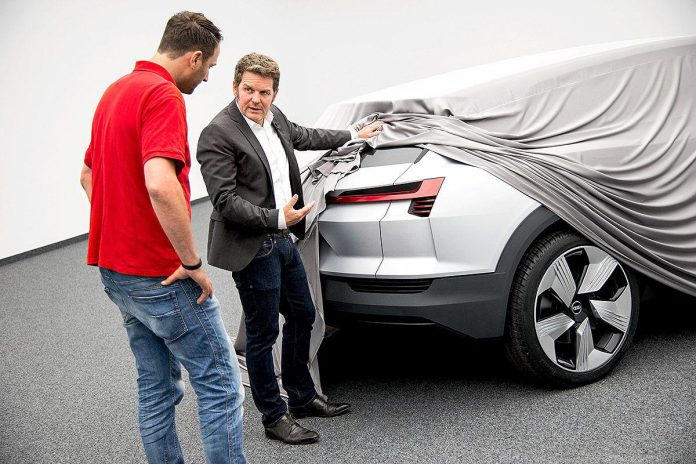 Audi e-tron Quattro Concept teased rear