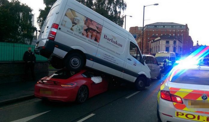 Porsche Cayman crash