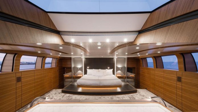 Silver Fast yacht for sale bedroom