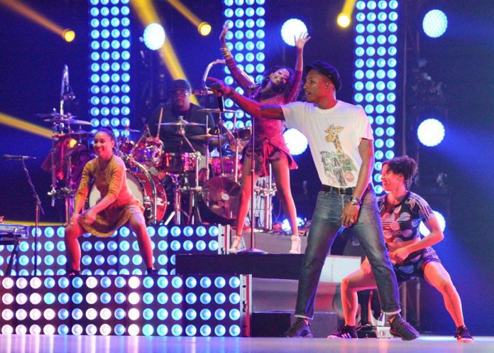 William Pharrell performing at Singapore Grand Prix 2015
