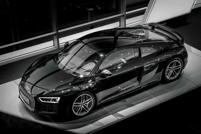 Black 2016 Audi R8  V10
