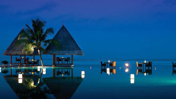 Four Seasons Resort Maldives Kuda Huraa